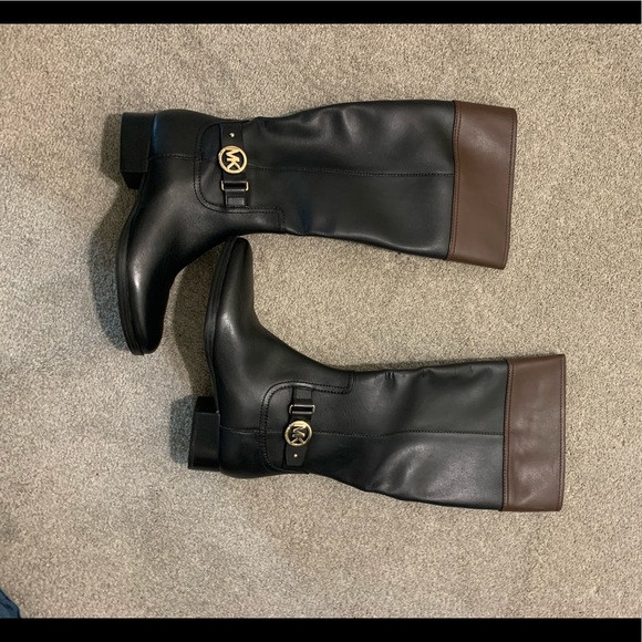 Michael Kors Two Tone Riding Boot- Black/Brown- Size 8 - Picture 5 of 6